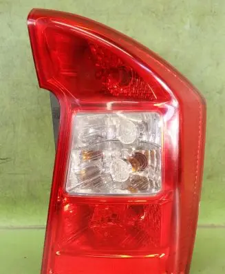 KIA Carens III Rear/tail lights 92402-1D0