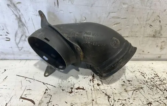 Volkswagen Sharan Air intake duct part 7M3805661B