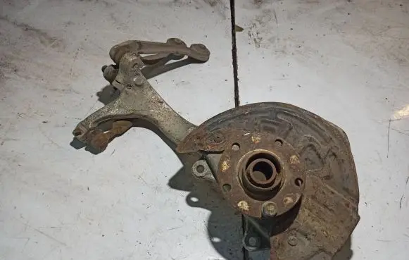 Audi A6 S6 C6 4F Front wheel hub