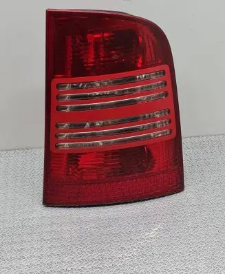 Skoda Octavia Mk1 (1U) Rear/tail lights 1U9945096B 1U9945112B