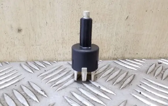 Mitsubishi Pajero Brake pedal sensor switch