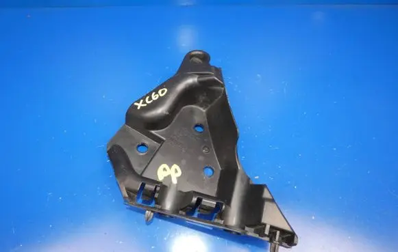 Volvo XC60 Front bumper mounting bracket 30764619 BP8BA