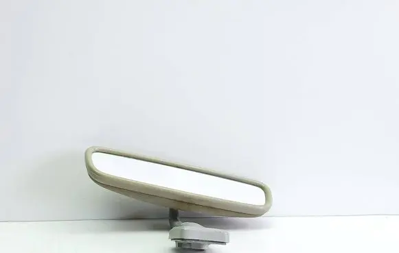 Mitsubishi Colt Rear view mirror (interior) E200546