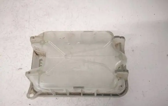 Skoda Octavia Mk2 (1Z) Headlight/headlamp dust cover VP4SHX13K046AA