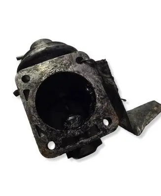 BMW 5 E39 EGR valve 2248139