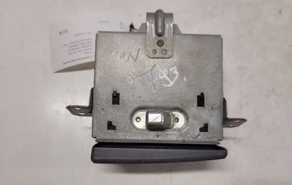 Toyota Avensis Verso Ashtray (front) 3741113050