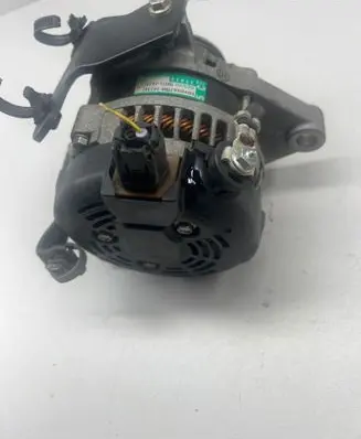 Toyota Hilux VIII Generator/alternator 2706030230
