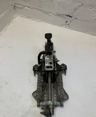 Land Rover Discovery 3 - LR3 Steering wheel axle QMB501230 1055600Y