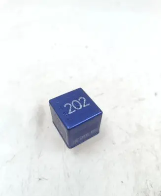Audi A4 S4 B5 8D Other relay 8a0951253