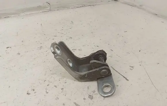 Honda Accord Rear door lower hinge