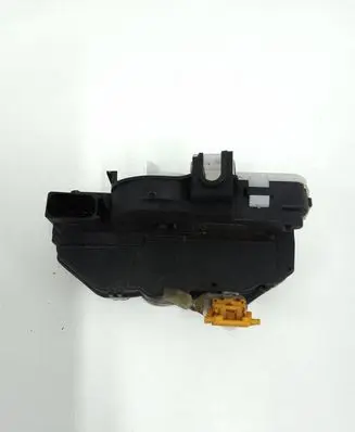Opel Insignia A Front door lock 13579523