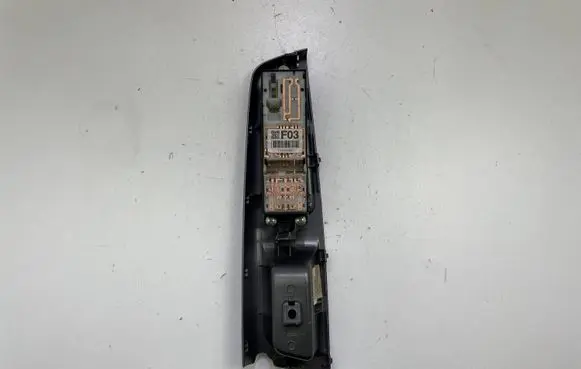 Subaru Impreza III Electric window control switch