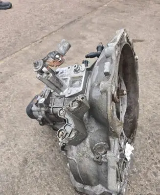 Opel Astra J Manual 5 speed gearbox 428744098 55565177