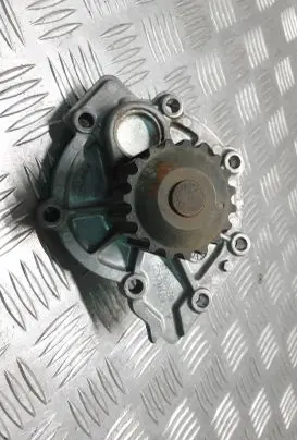 Volvo V40 Water pump 31368420
