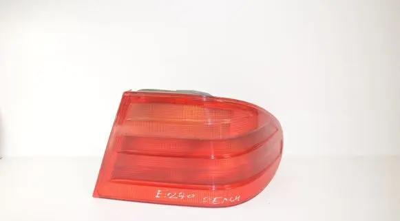 Mercedes-Benz E W210 Rear/tail lights 2108204464