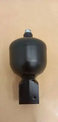 Vacuum air tank