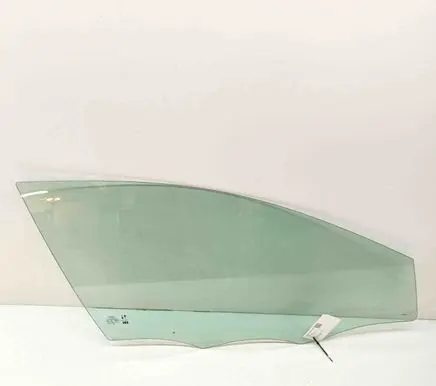Ford Focus Front door window glass four-door JX7BA21410D