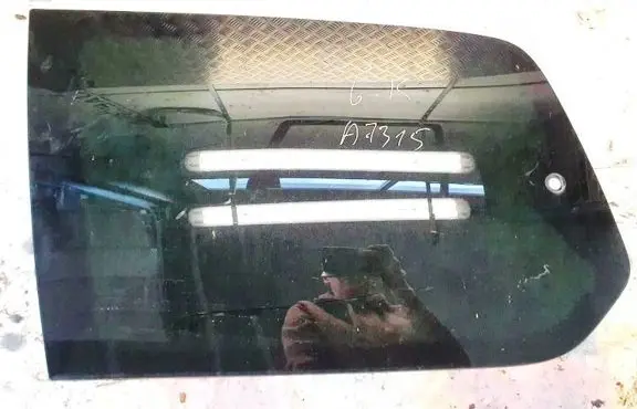 Ford Galaxy Rear side window