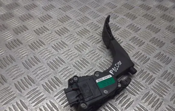 Volkswagen Polo IV 9N3 Accelerator pedal position sensor 6Q1721503C