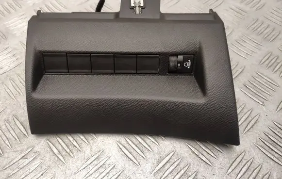 Peugeot 208 II Headlight level height control switch 9823464380