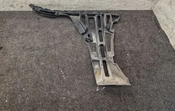 Mercedes-Benz S W222 Rear bumper mounting bracket A2228850421