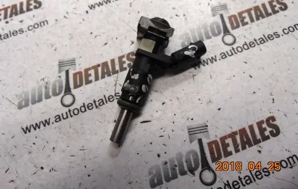 Mercedes-Benz ML W164 Fuel injector A2720780249