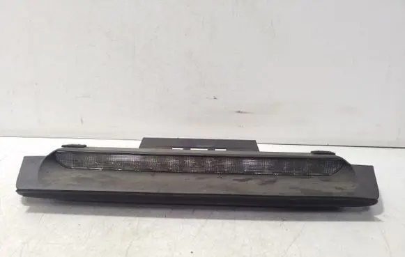 Volvo S60 Third/center stoplight 8641732