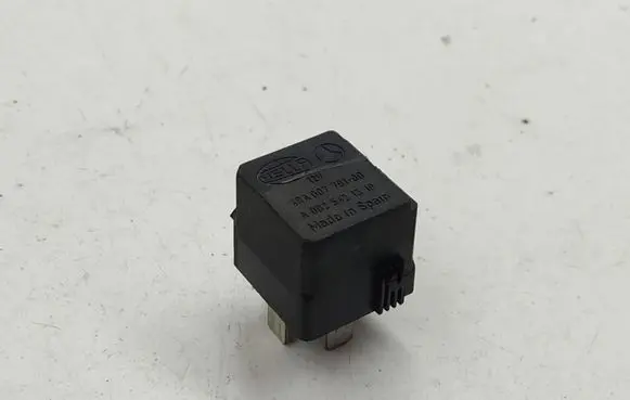 Mercedes-Benz CLK A209 C209 Other relay A0025421319