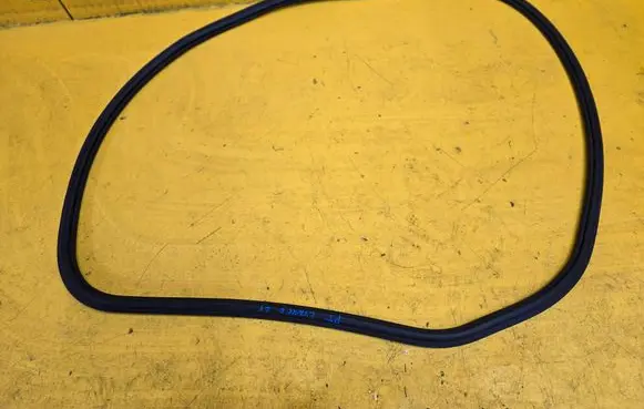 Lynk u0026 co 01 Rubber seal rear door 8888076316