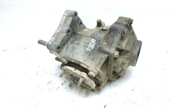 Gearbox transfer box case