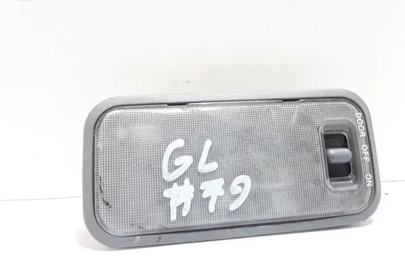Toyota Land Cruiser (J120) Rear seat light