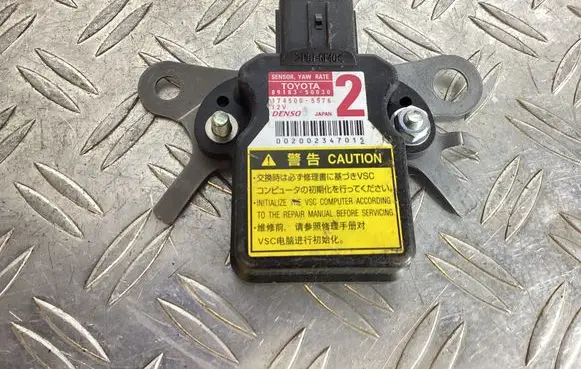 Lexus RX 450H Acceleration sensor 8918350030 1745005576
