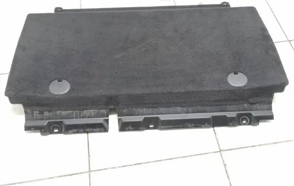 Trunk/boot floor carpet liner
