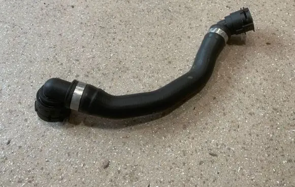 Mercedes-Benz GLC C254 Engine coolant pipe/hose A2545064200