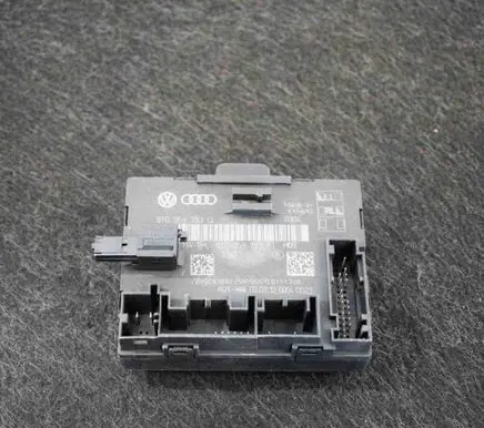 Audi A5 8T 8F Door control unit/module 8T0959793F