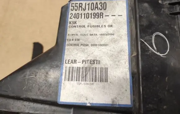 Renault Laguna III Fuse box set 55RJ10A30 240110199R