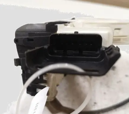 Citroen C5 Front door lock