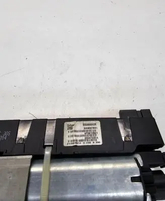 Audi A4 S4 B5 8D Tailgate strut 8K9827851COK
