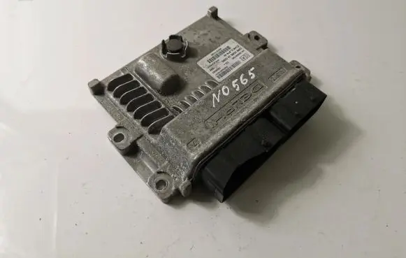 Peugeot 508 Engine control unit/module 9809447980