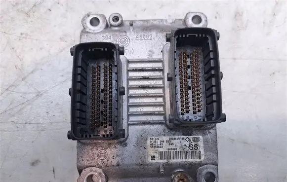 Opel Corsa C Engine control unit/module 55352622