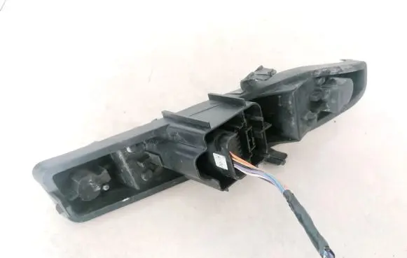 Renault Scenic II - Grand scenic II Tail light bulb cover holder