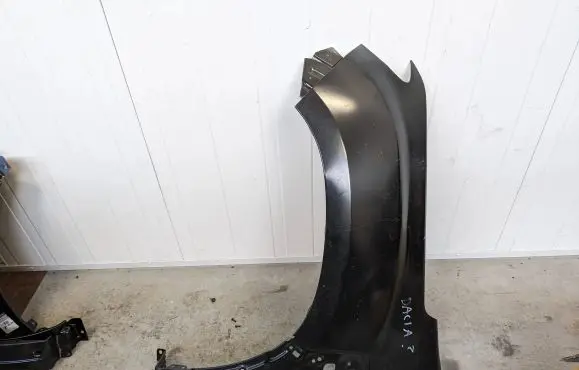 Dacia Duster II Fender