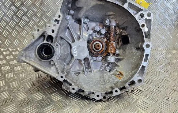 Toyota Aygo AB40 Manual 5 speed gearbox S27725790 20TT57