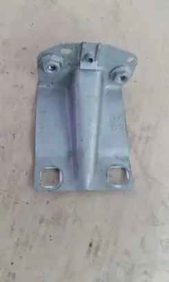 Ford Transit Custom Fender mounting bracket BK21-16C096-AA