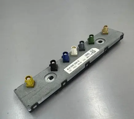 Audi Q7 4L Aerial antenna amplifier 4L0035225G