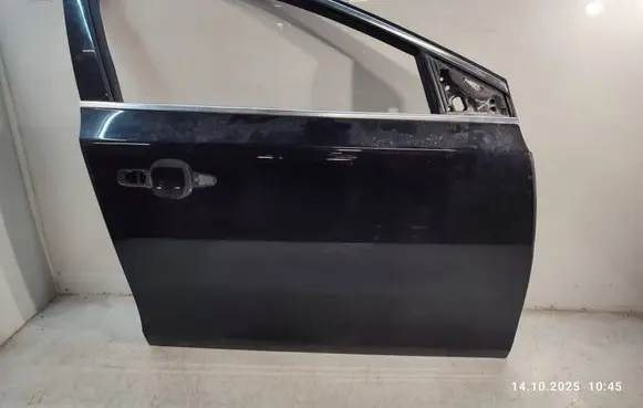 Volvo V40 Front door 