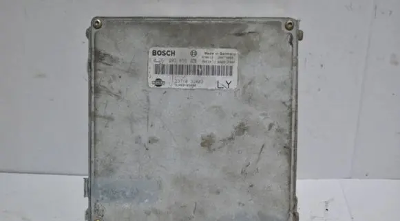 Nissan Primera Engine control unit/module 0261203855