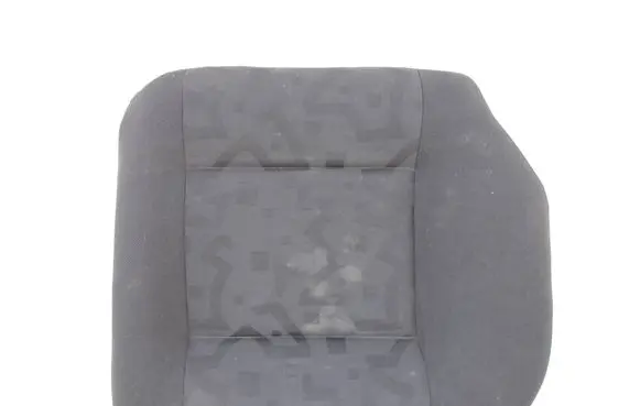 Volkswagen Golf IV Second row seats VWG4