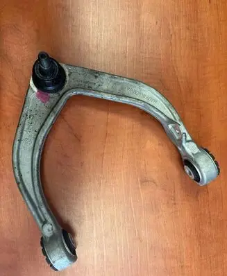 Volvo XC90 Front lower control arm/wishbone K202205