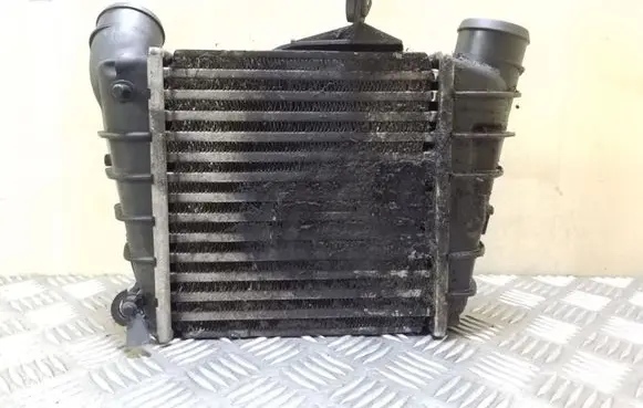 Skoda Fabia Mk2 (5J) Intercooler radiator 862397U